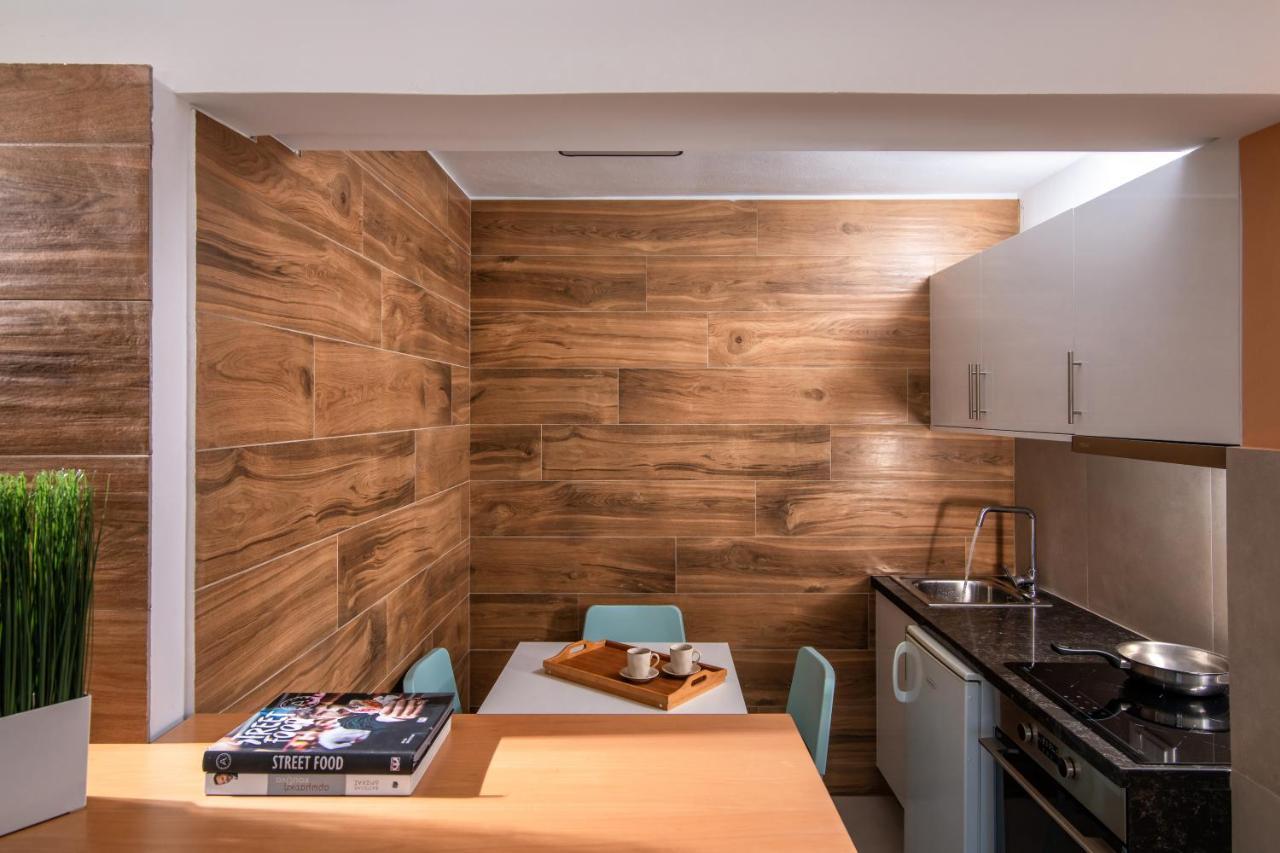 Ariadni Suites Karteros Luaran gambar